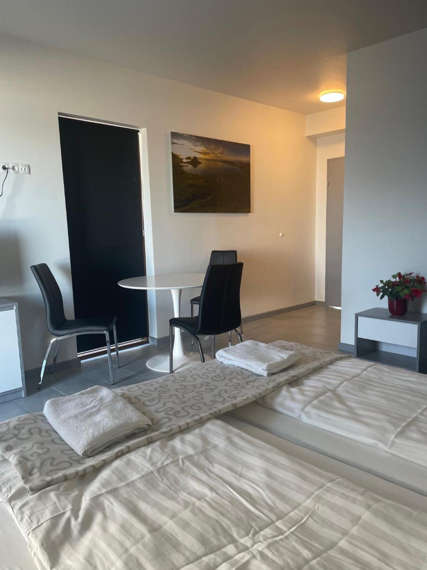 Grund I Grundarfirthi Economy Guesthouse Грундарфьордур Екстериор снимка